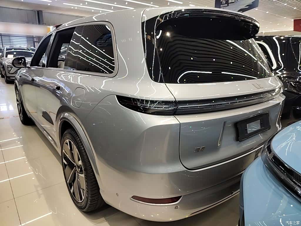 Li Auto L9, 2025 все фото