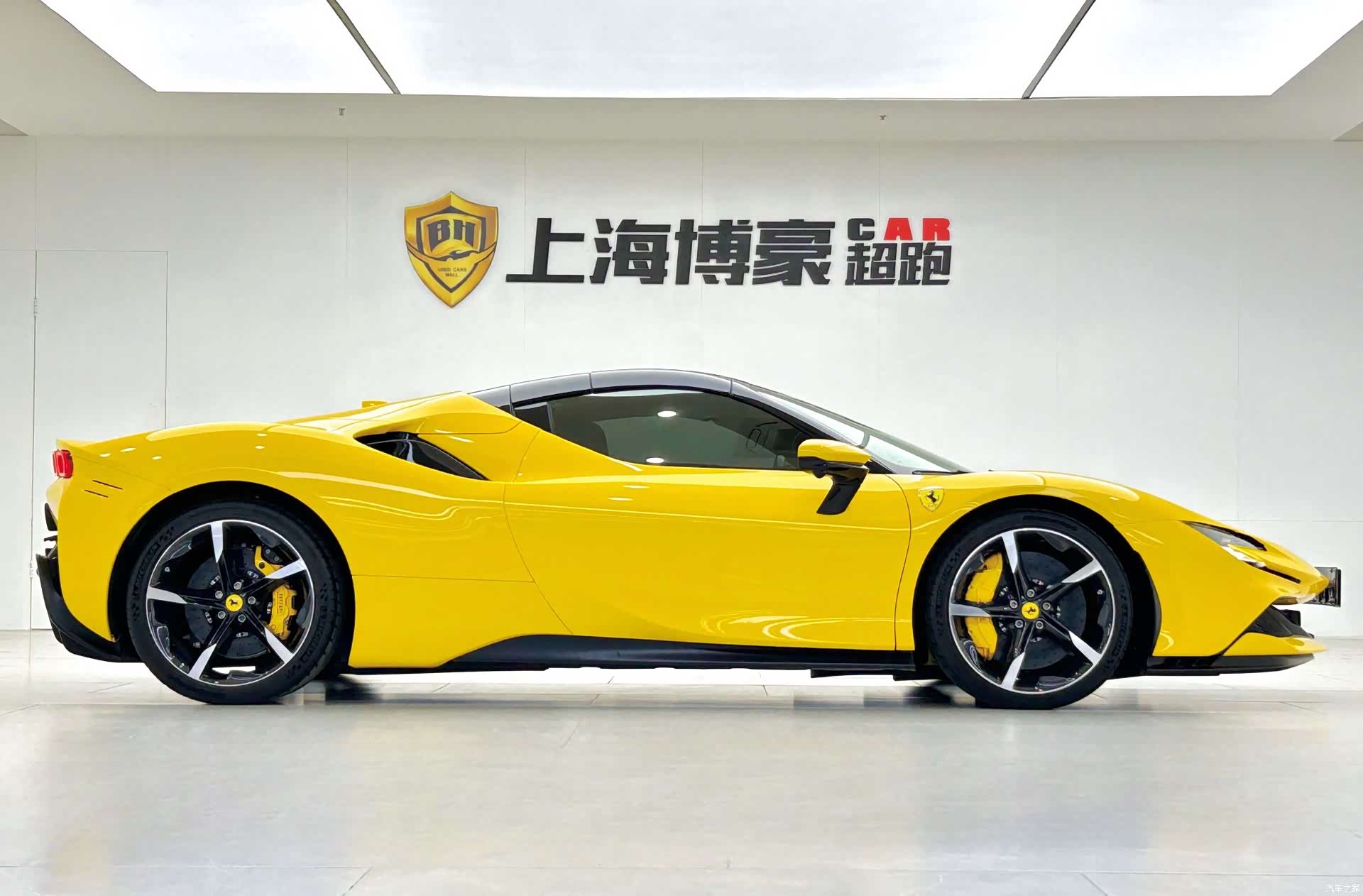 Ferrari SF90, 2022 6