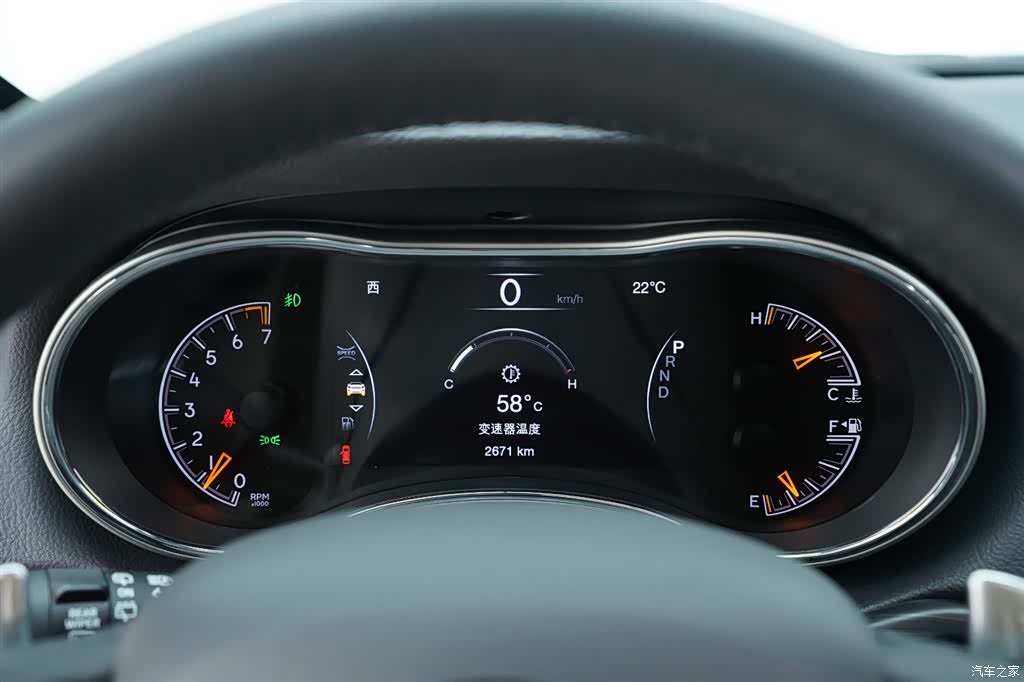 Jeep Grand Cherokee, 2022 все фото