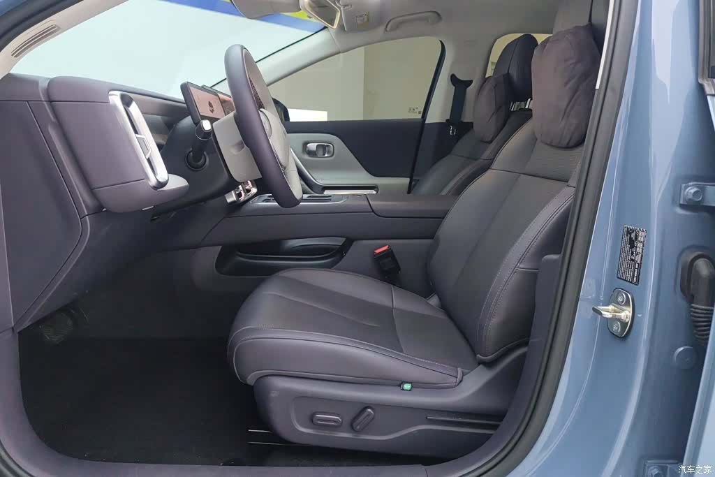 Leapmotor B01, 2025 9