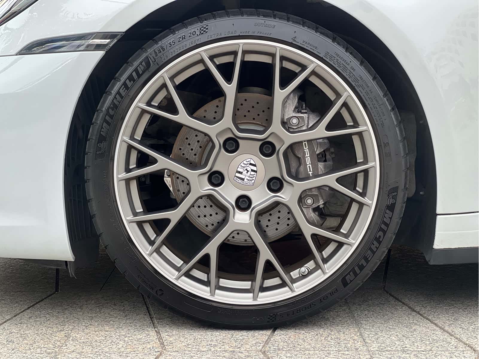 Porsche 911, 2023 8