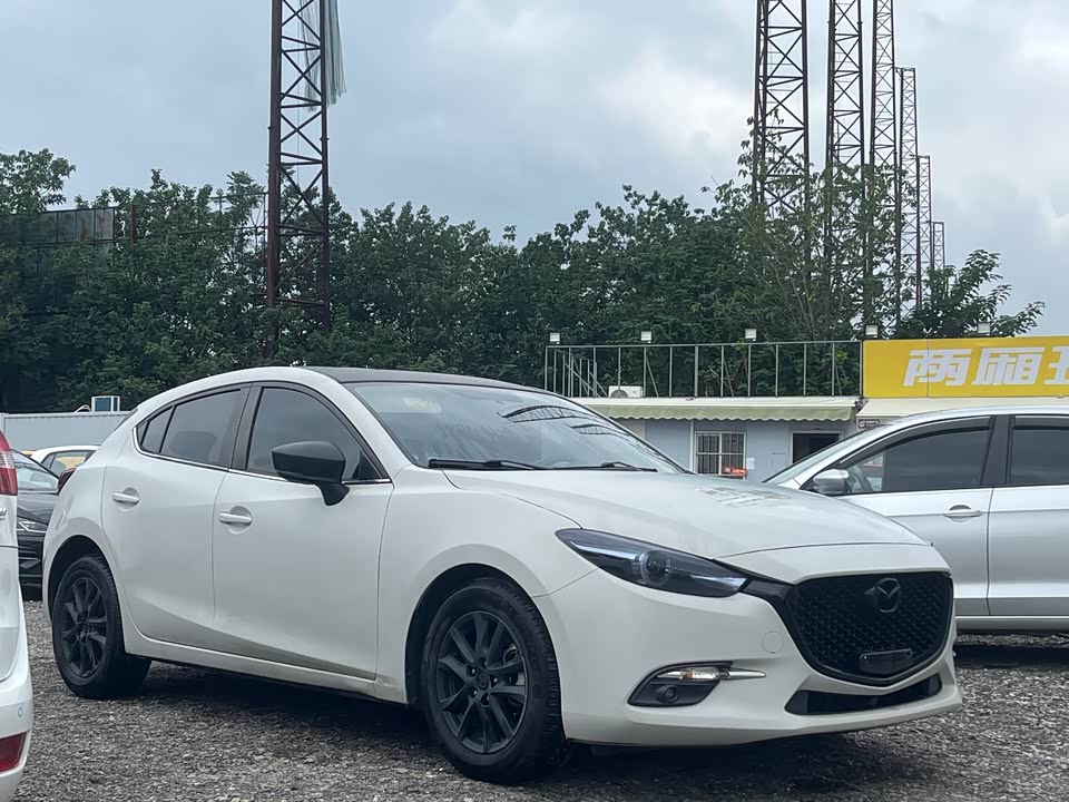 Mazda 3 Angkesaila Mazda 3 Angkesaila