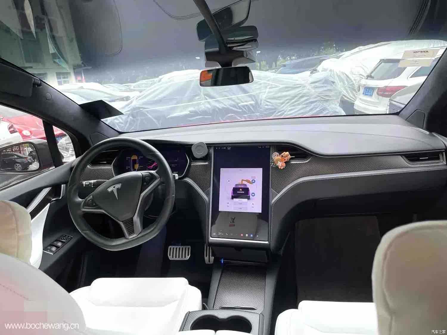 Tesla Model X, 2020 8