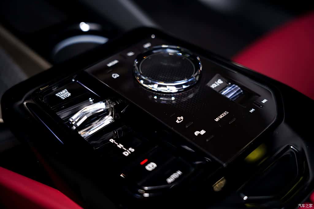 BMW 5 Series, 2025 20