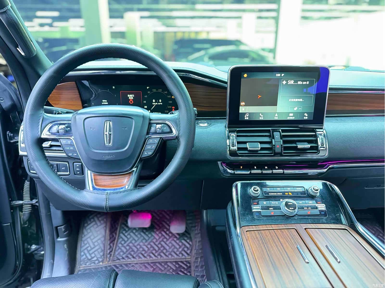 Lincoln Navigator, 2018 15