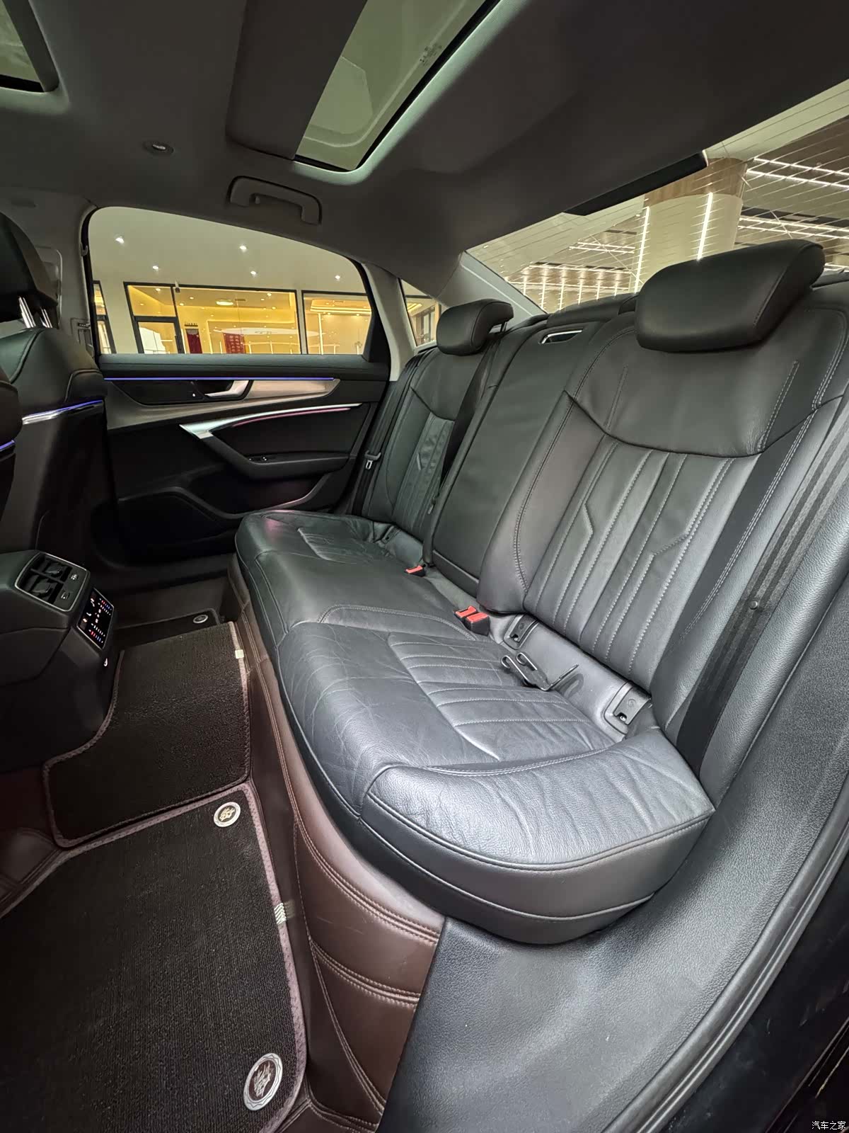 Audi A6L, 2021 39