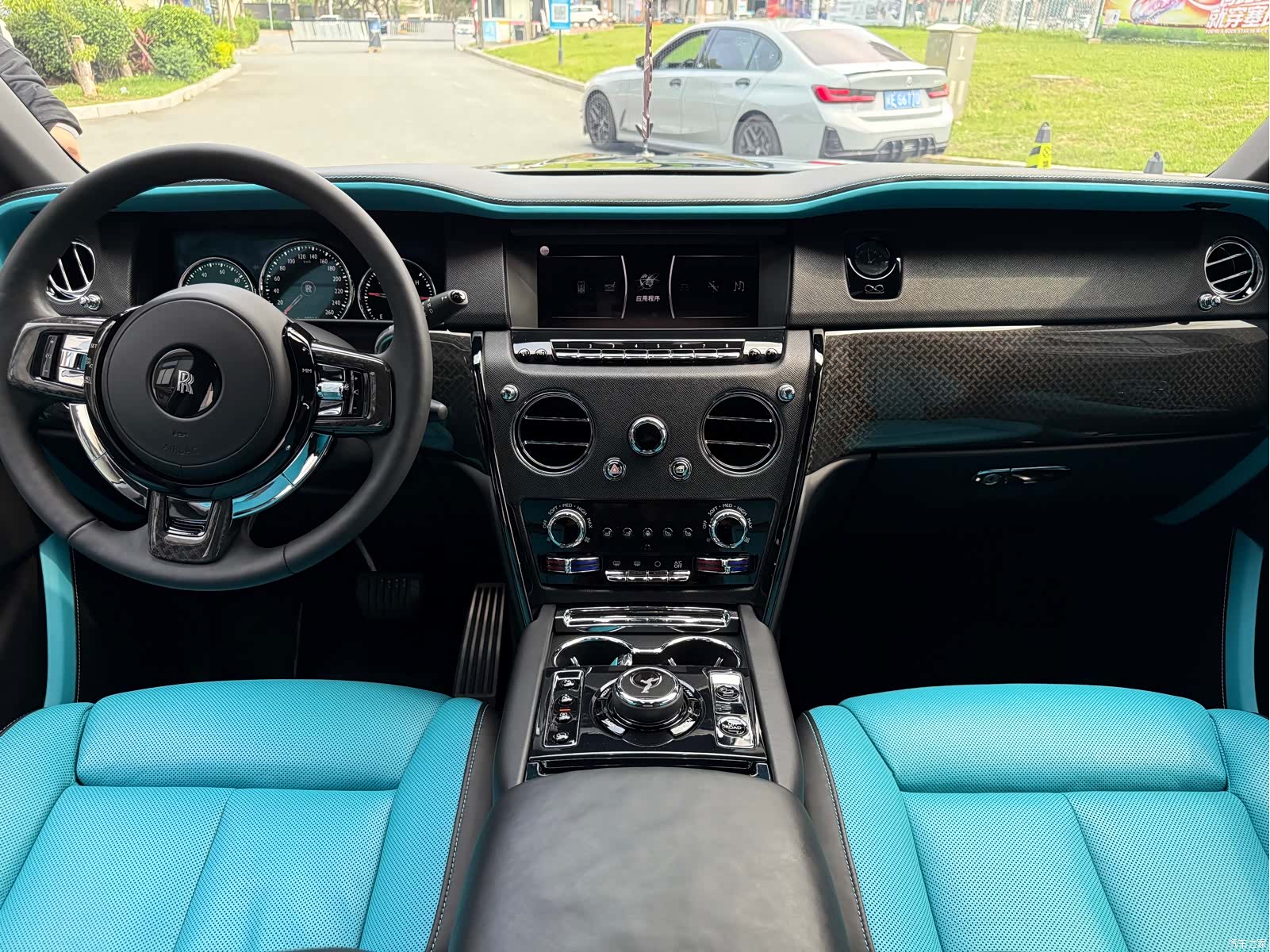 Rolls-Royce Cullinan, 2020 7