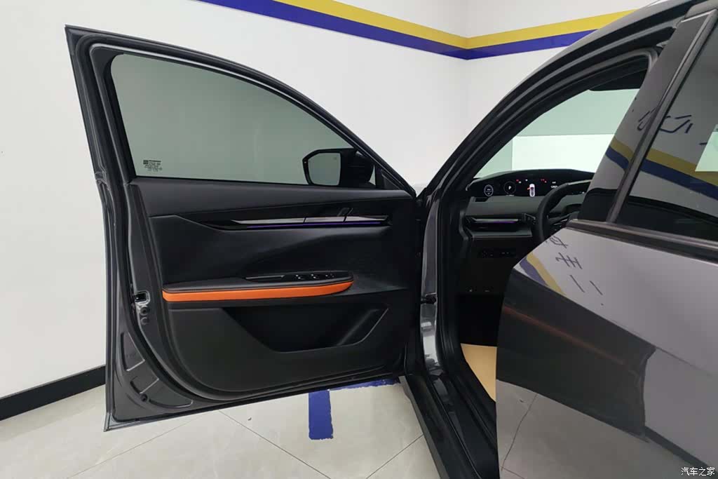 Changan UNI-V, 2025 7