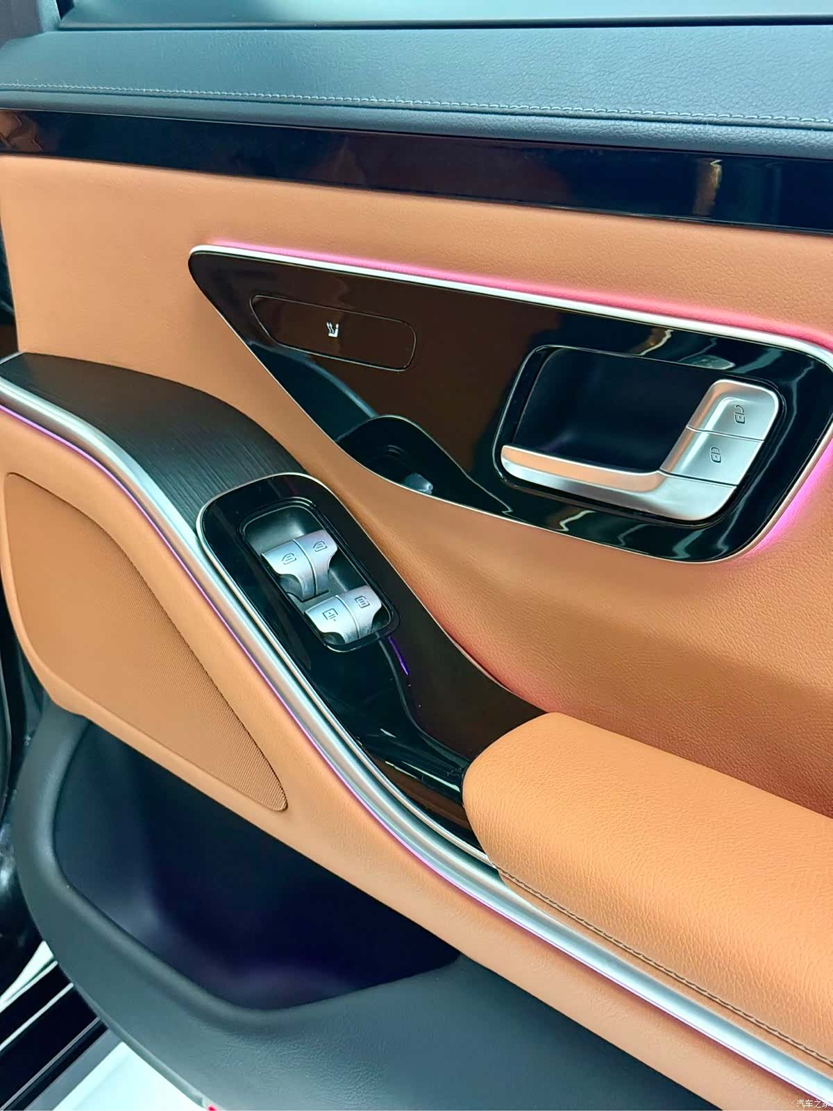 Mercedes-Benz S-Class, 2023 18