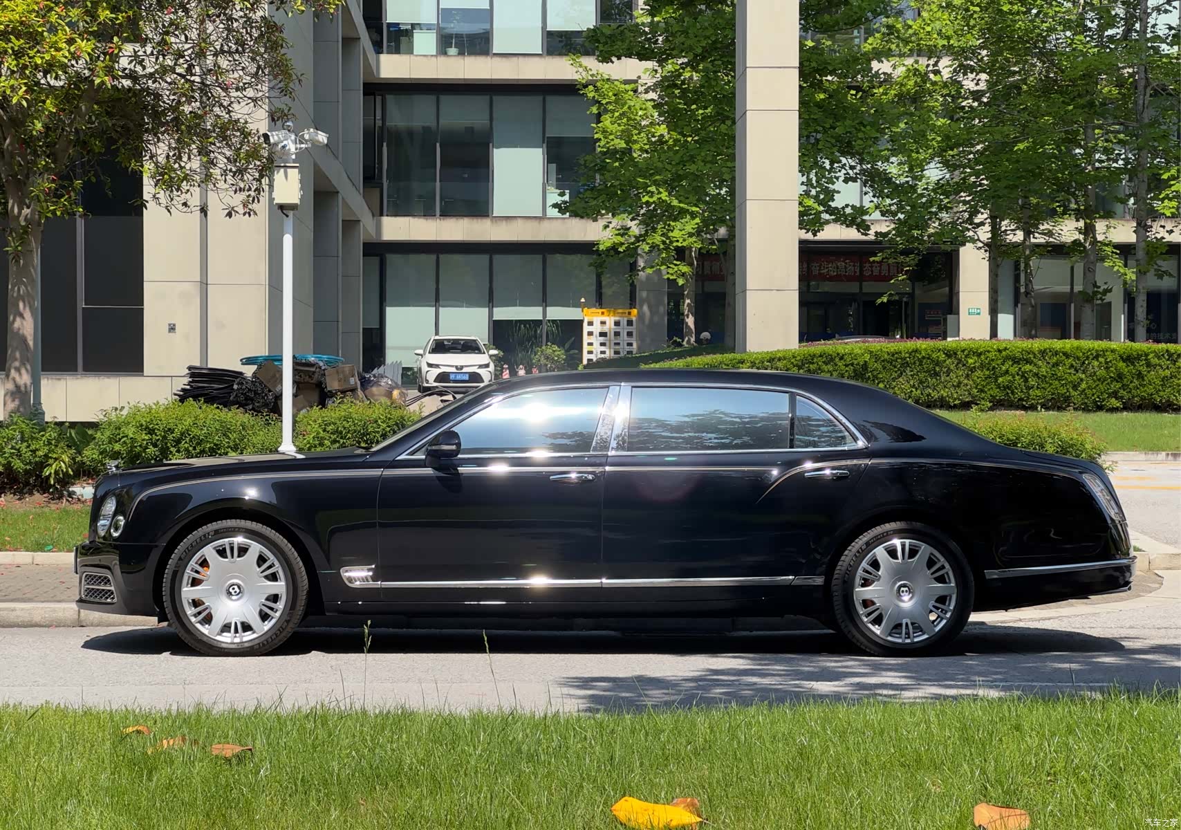 Bentley Mulsanne, 2020 4