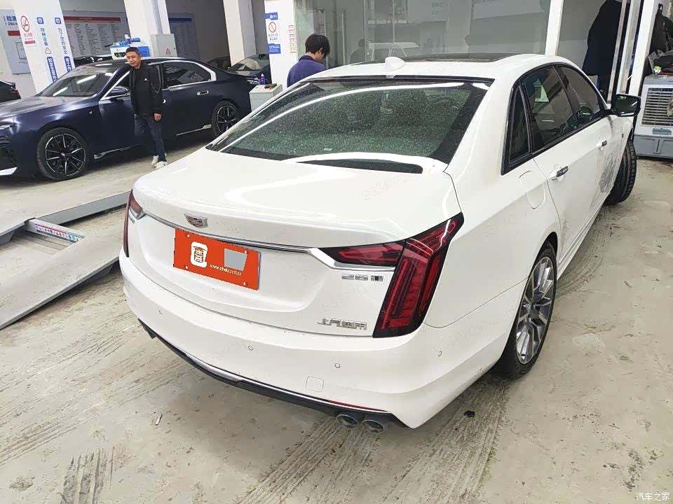 Cadillac CT6, 2021 6