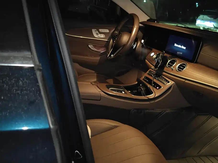 Mercedes-Benz E-class Mercedes-Benz E-class