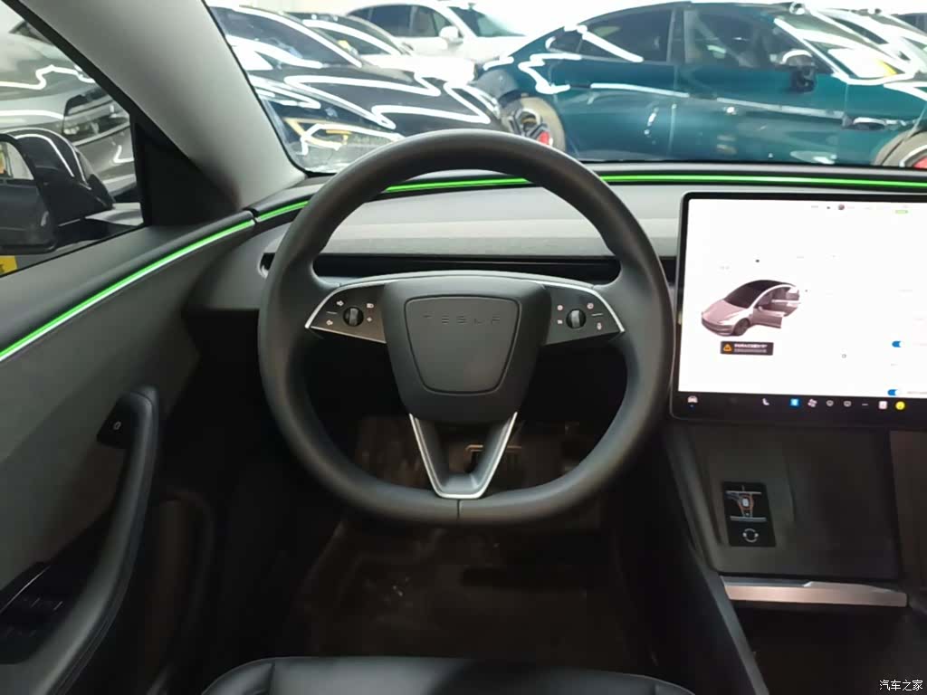 Tesla Model 3, 2024 7