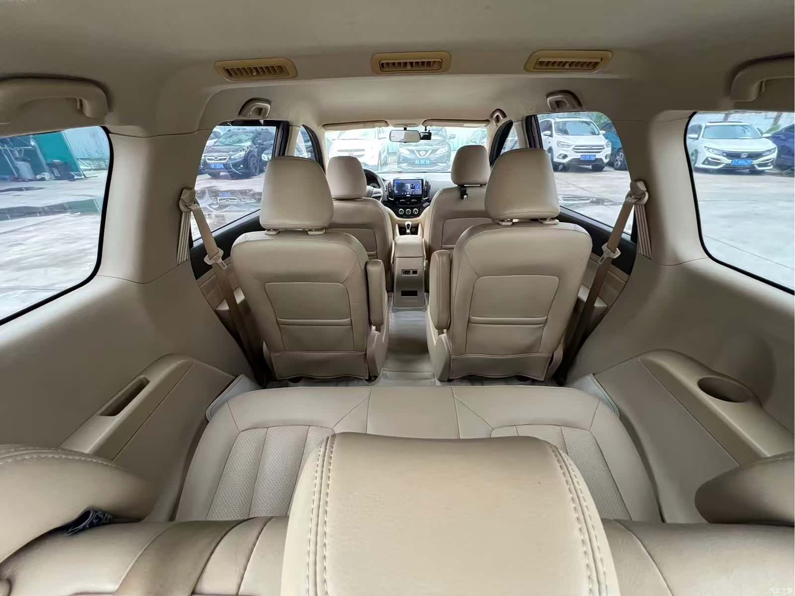 Wuling 730, 2015 12