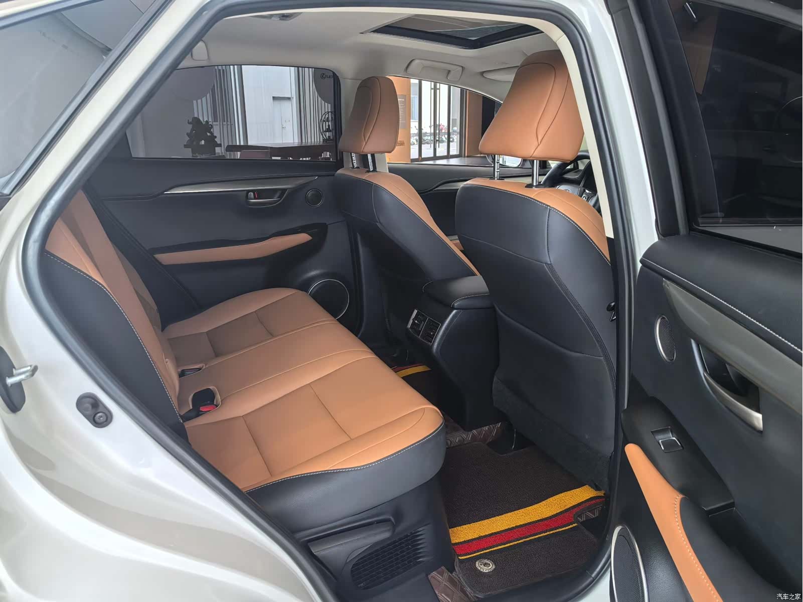 Lexus NX, 2021 все фото