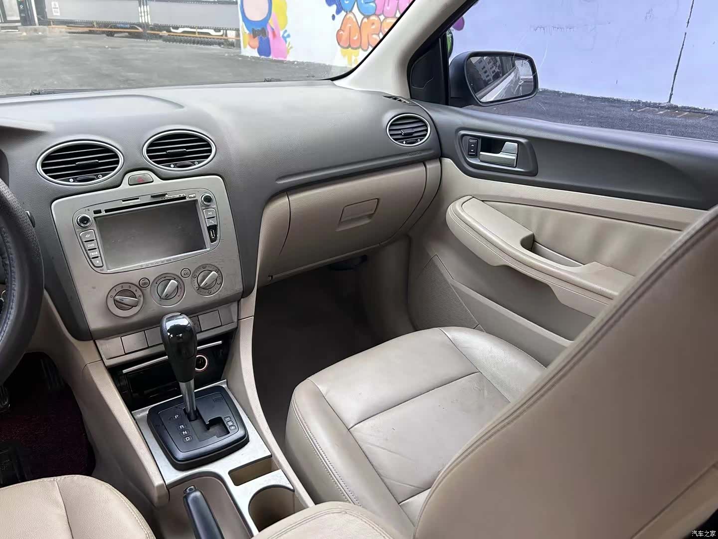 Ford Focus, 2010 все фото
