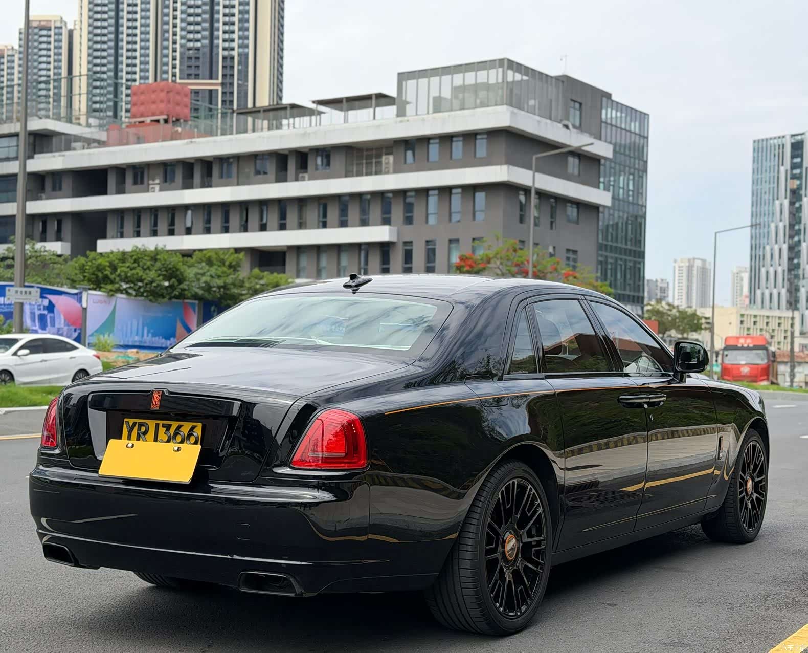 Rolls-Royce Ghost, 2011 11