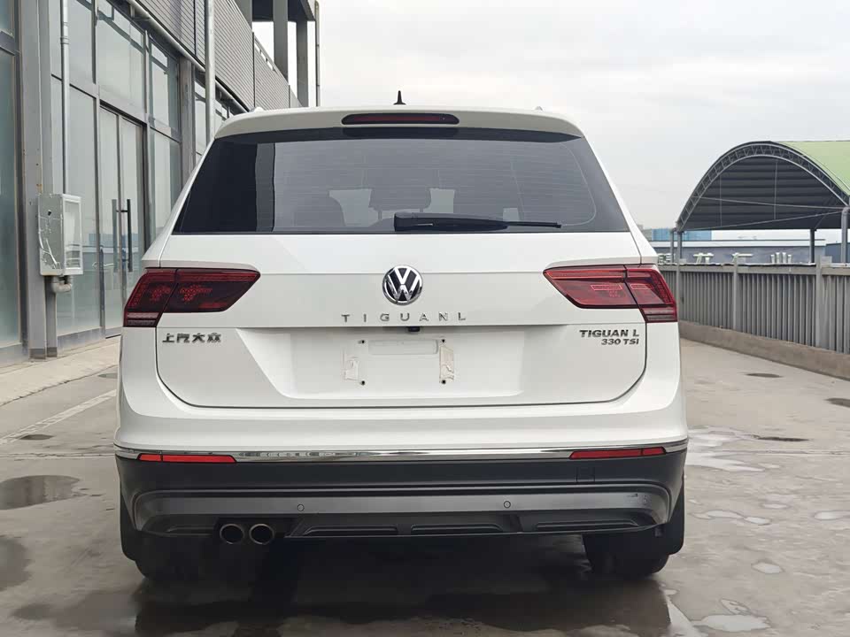 Volkswagen Tiguan L