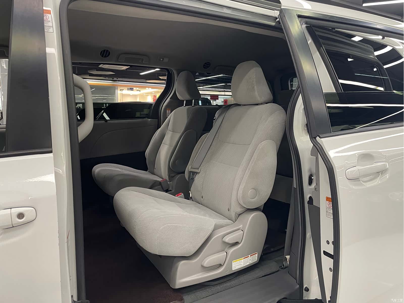 Toyota Sienna, 2016 7
