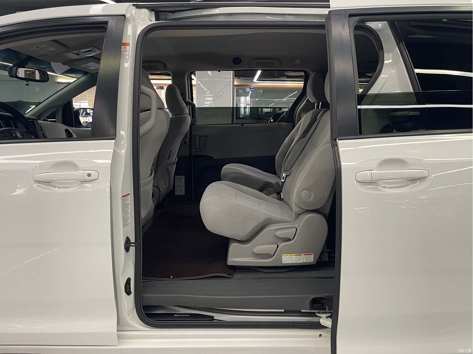 Toyota Sienna, 2016 8