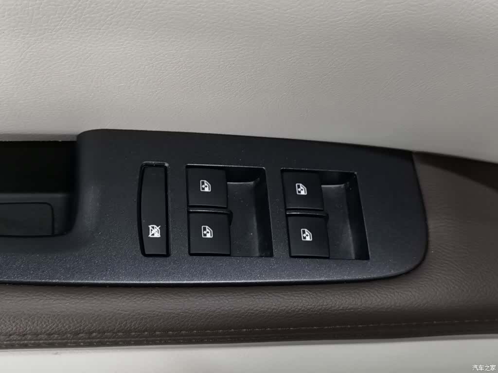 Buick GL8, 2022 9