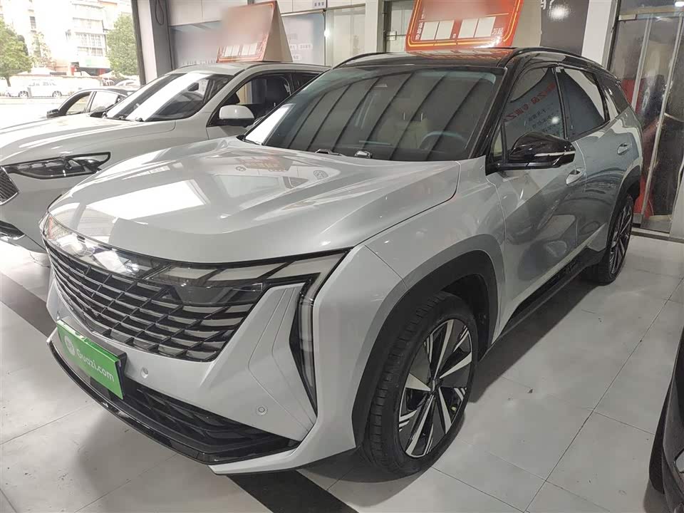 Geely Atlas L