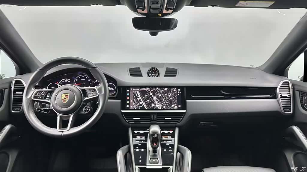 Porsche Cayenne, 2023 12
