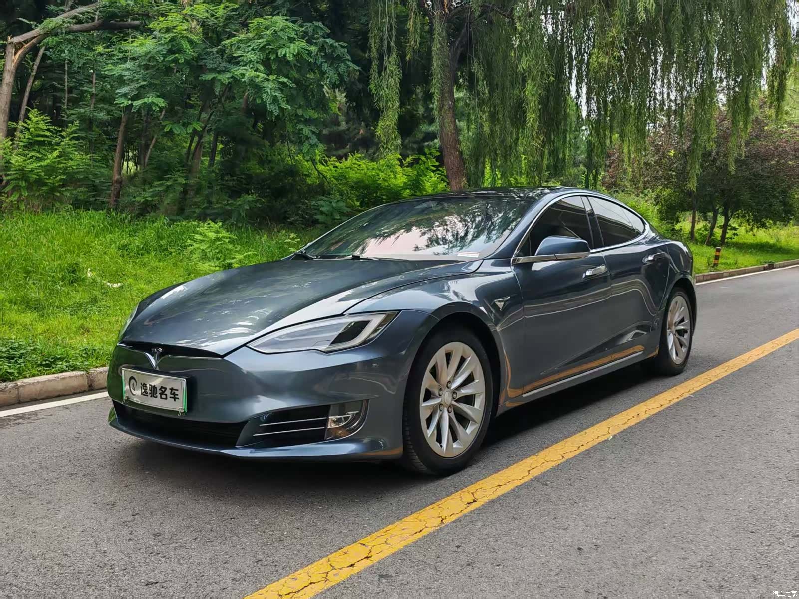 Tesla Model S, 2019 1