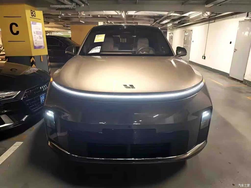 Li Auto L9, 2026 4