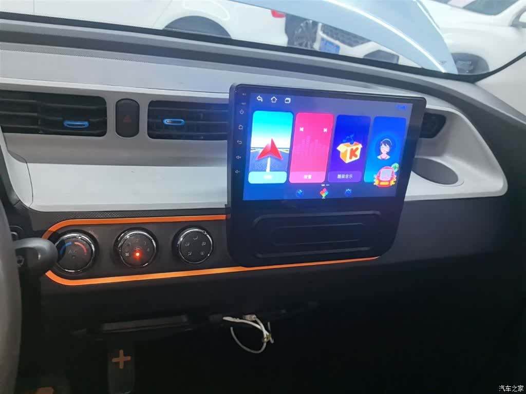 Wuling MINIEV, 2021 13