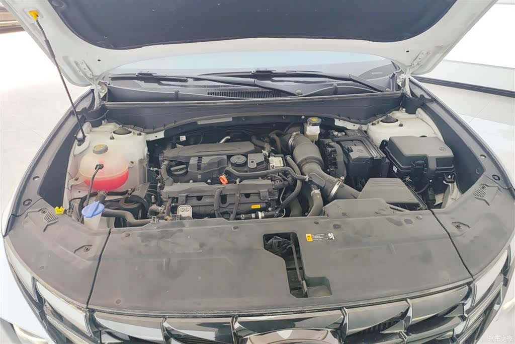 Hyundai Tucson L, 2024 10