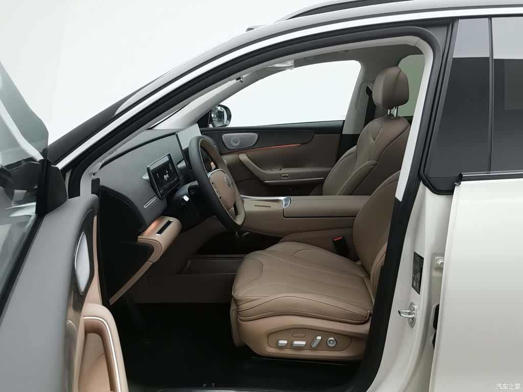 Leapmotor C11, 2026 10