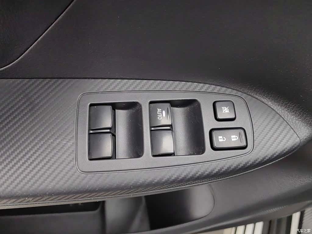 Mitsubishi V, 2019 9