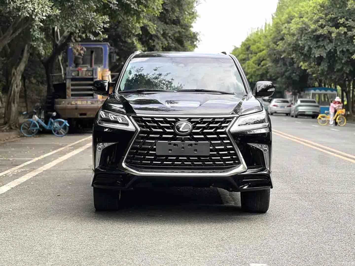 Lexus LX, 2019 2