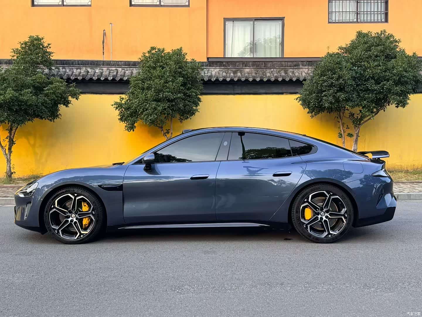 Xiaomi SU7, 2025 3
