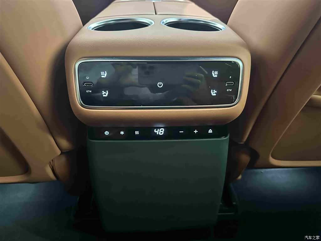 Li Auto L8, 2025 21