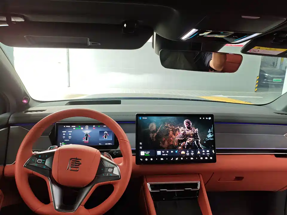 BYD Tang L