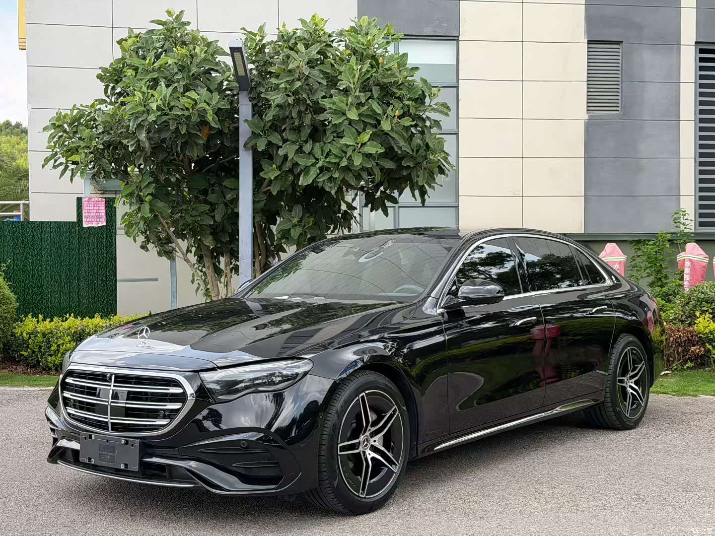 Mercedes-Benz E-Class, 2024 1