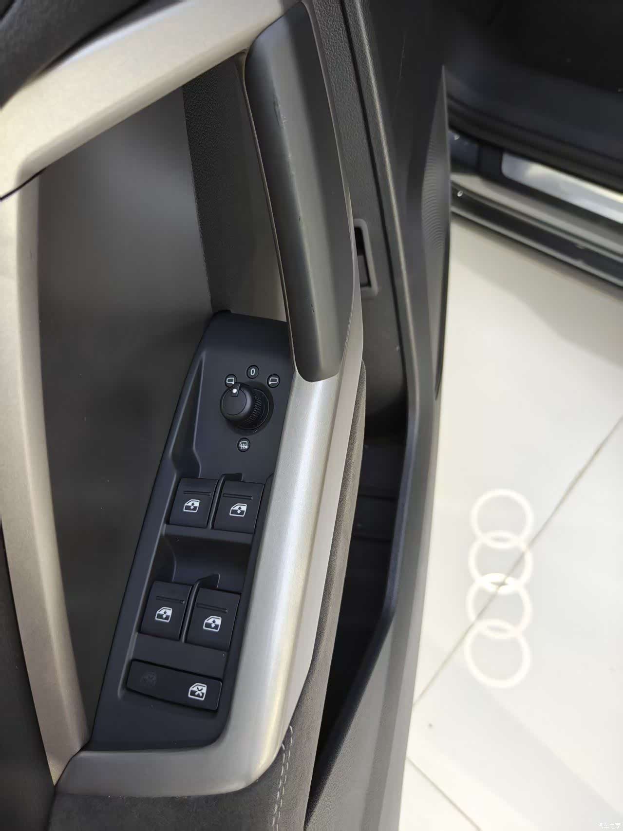 Audi Q3, 2022 14