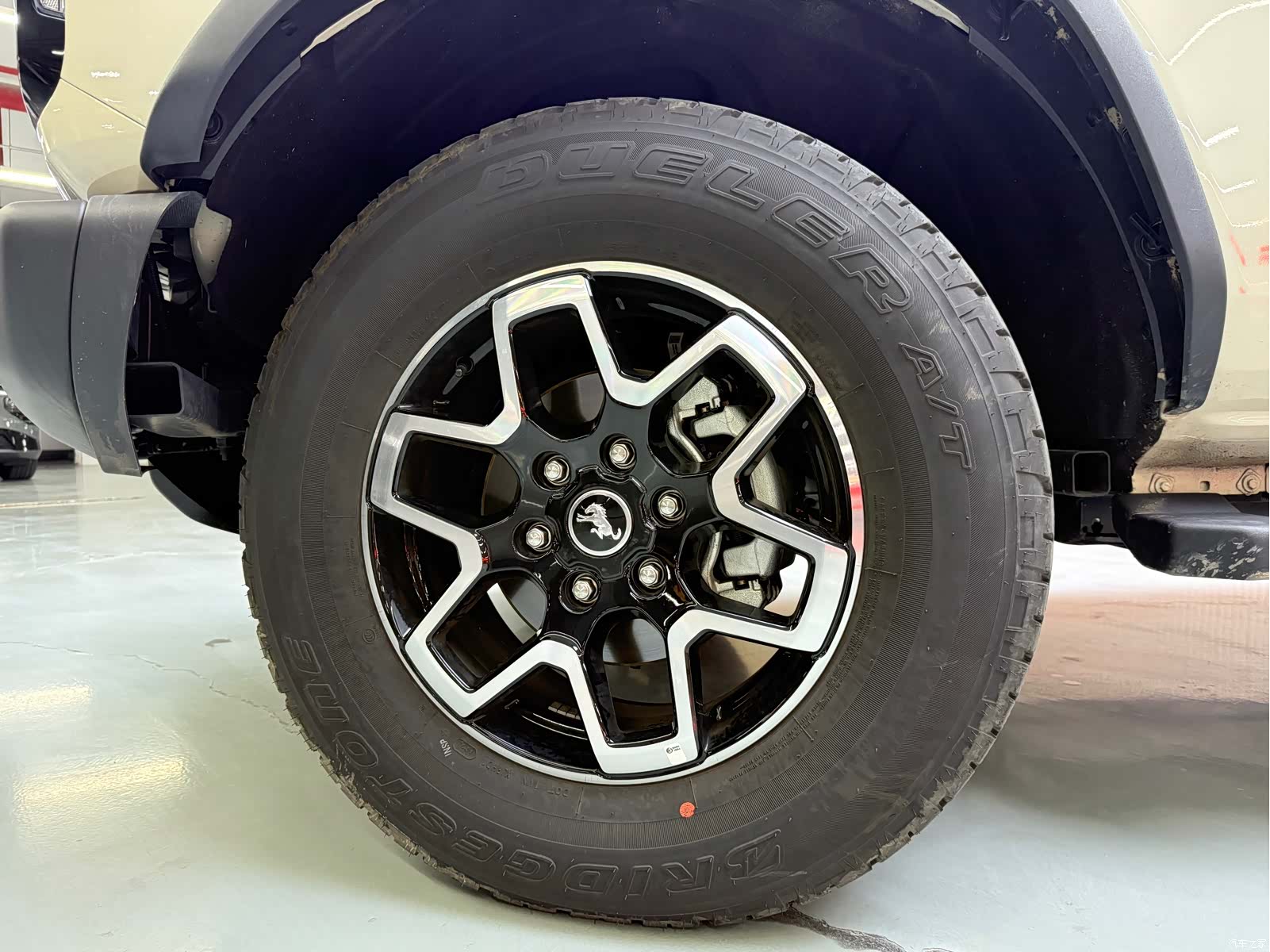 Ford Bronco, 2025 11