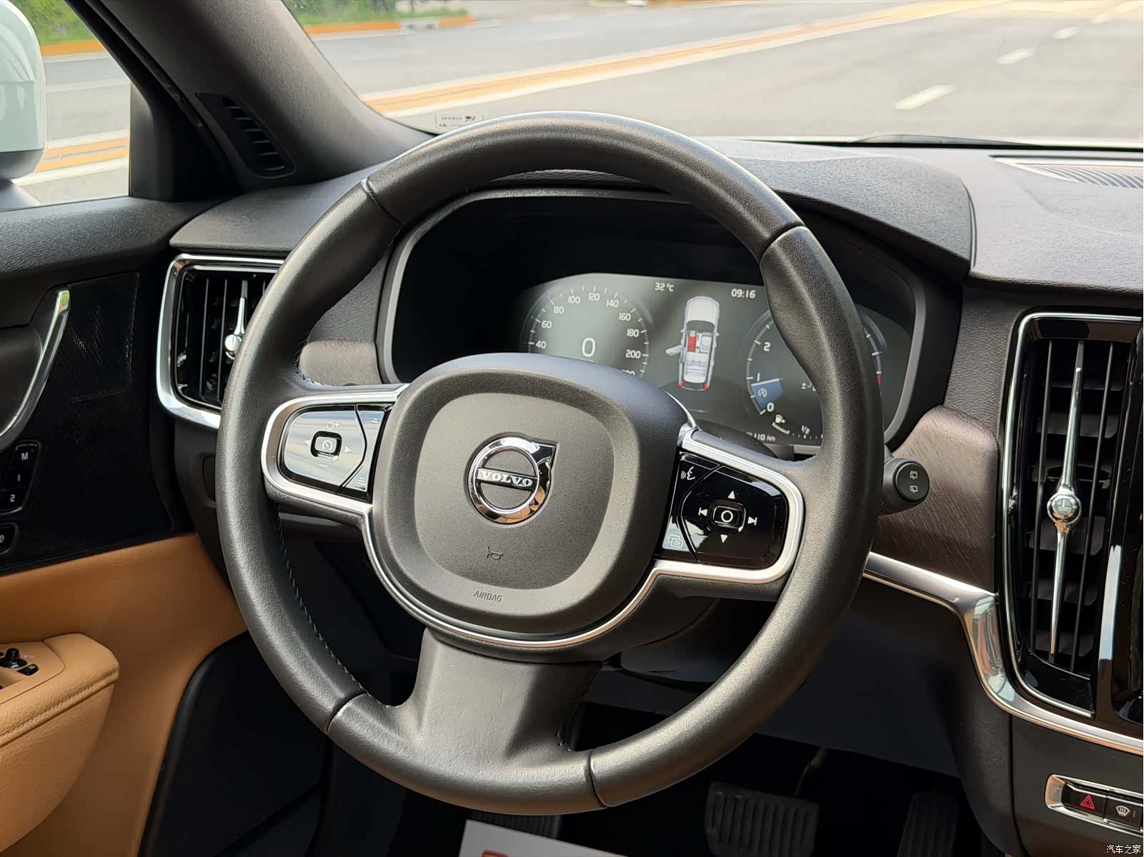 Volvo V90, 2019 8