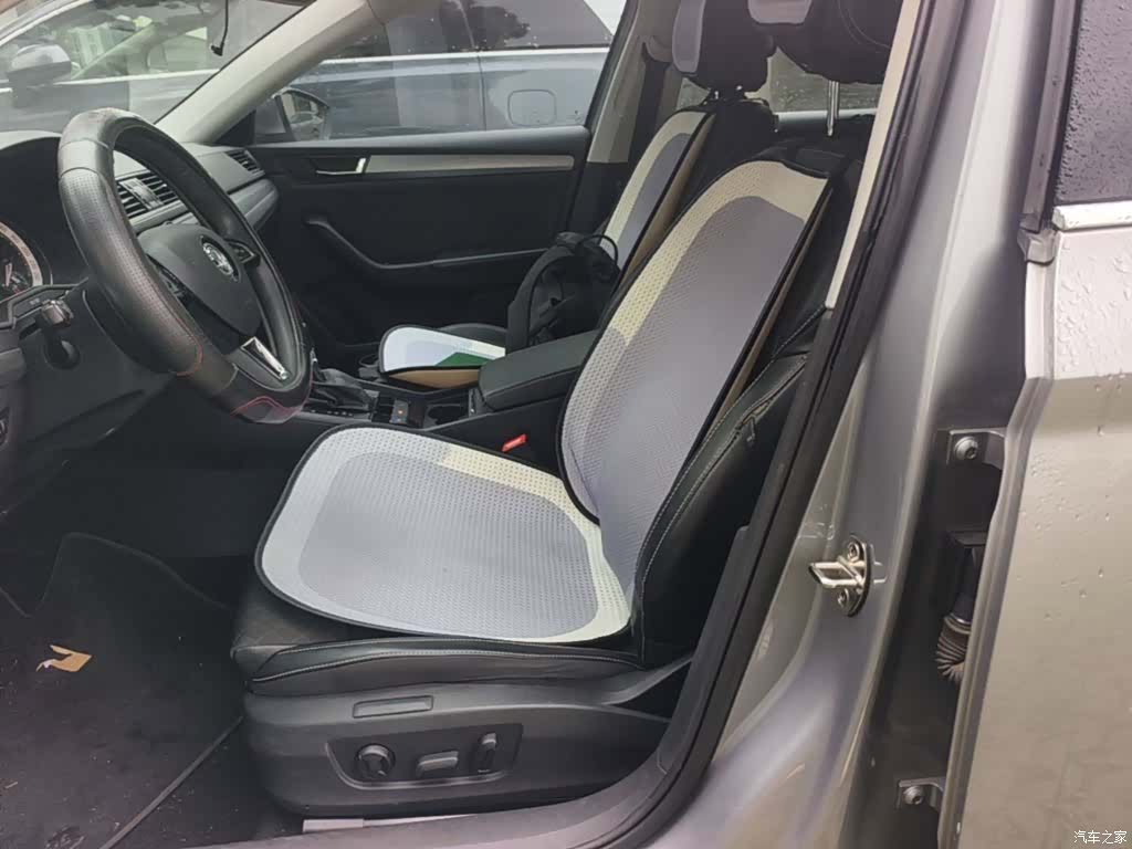 Skoda Superb, 2017 8