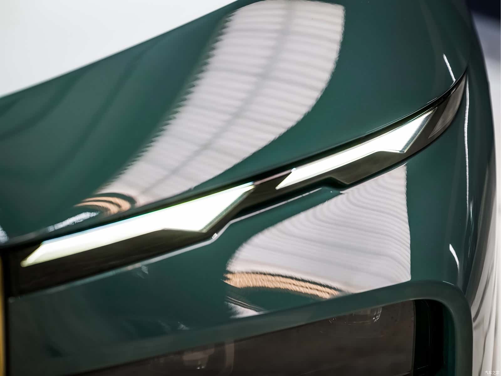BMW XM, 2024 все фото