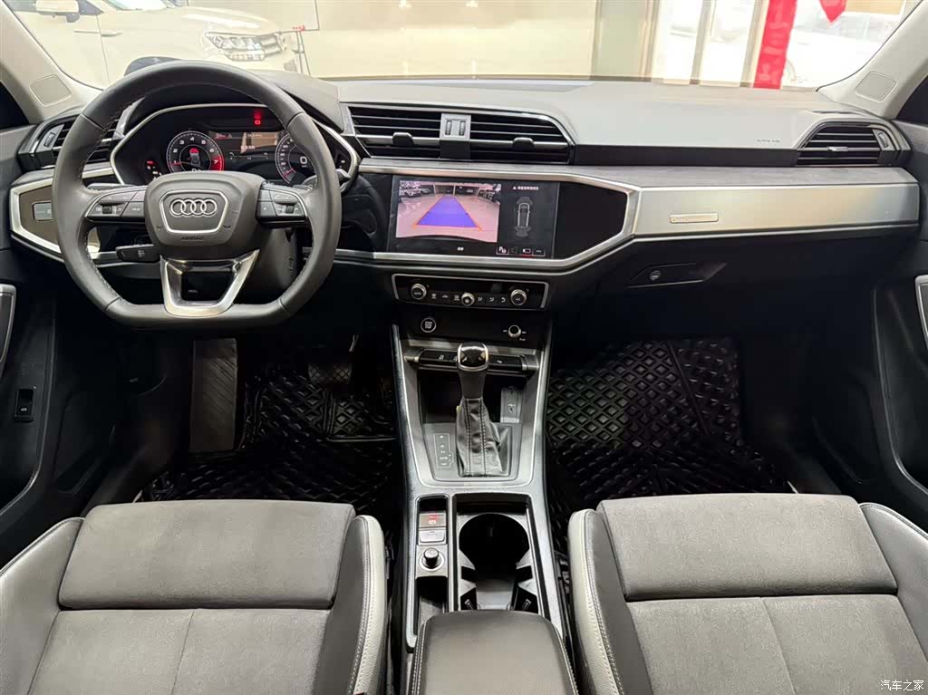 Audi Q3, 2023 20