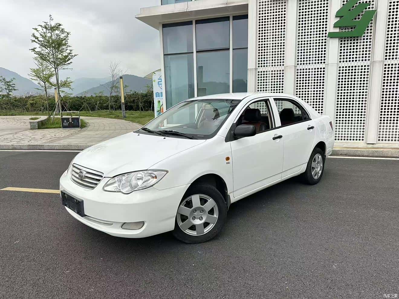 BYD F3, 2019 4