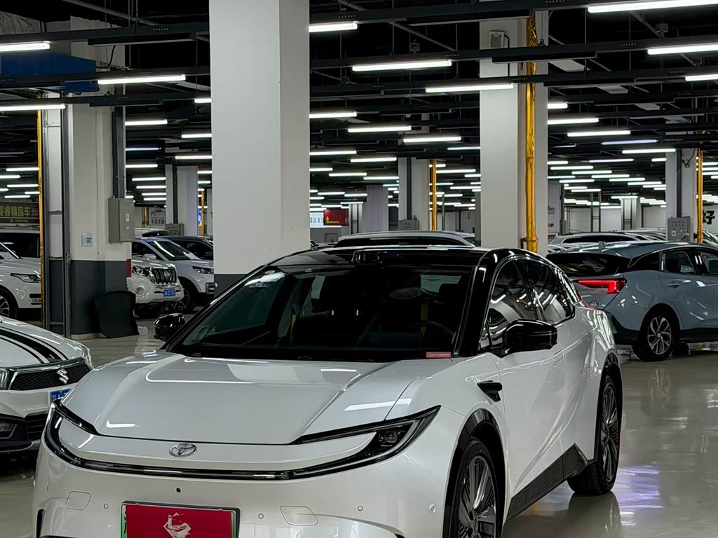 Toyota bZ5