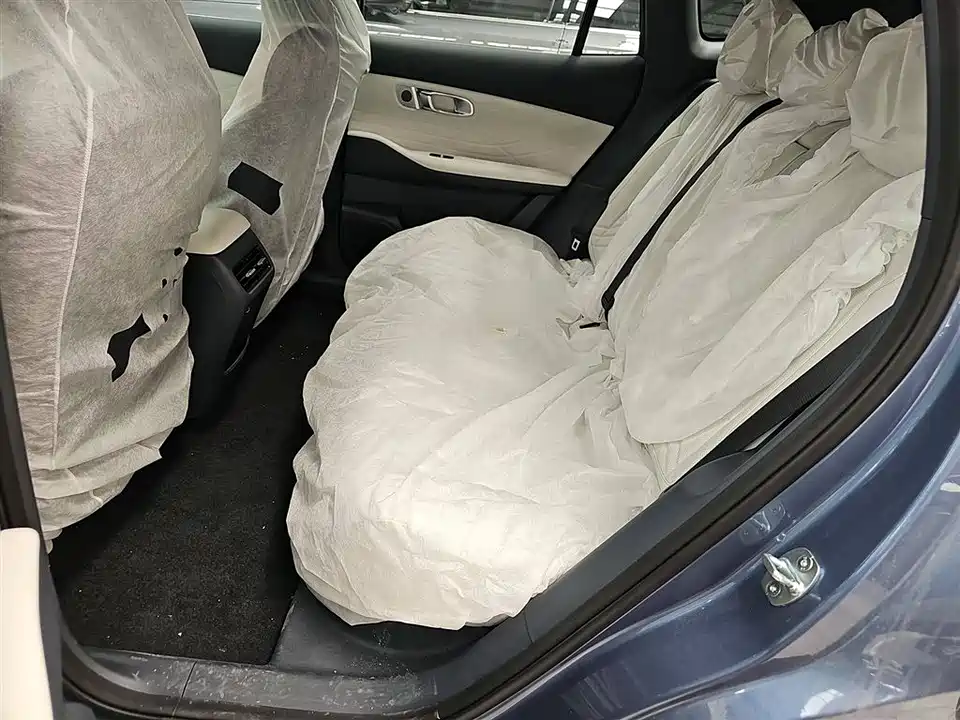 Geely Galaxy Galaxy Starship 7 EM-i