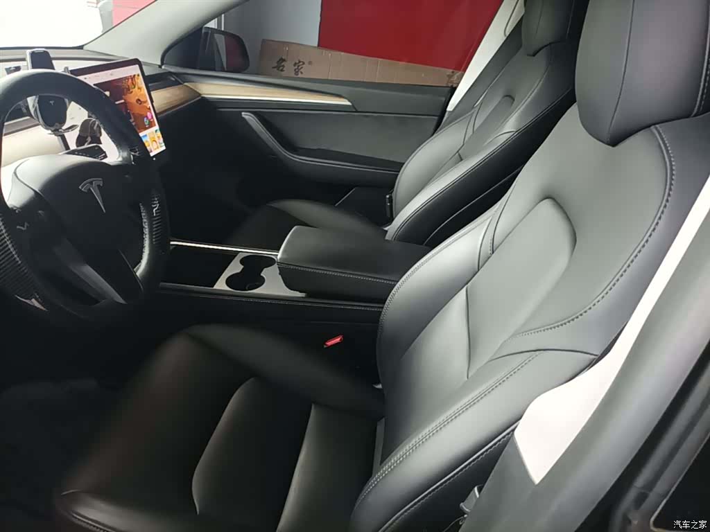 Tesla Model Y, 2021 15