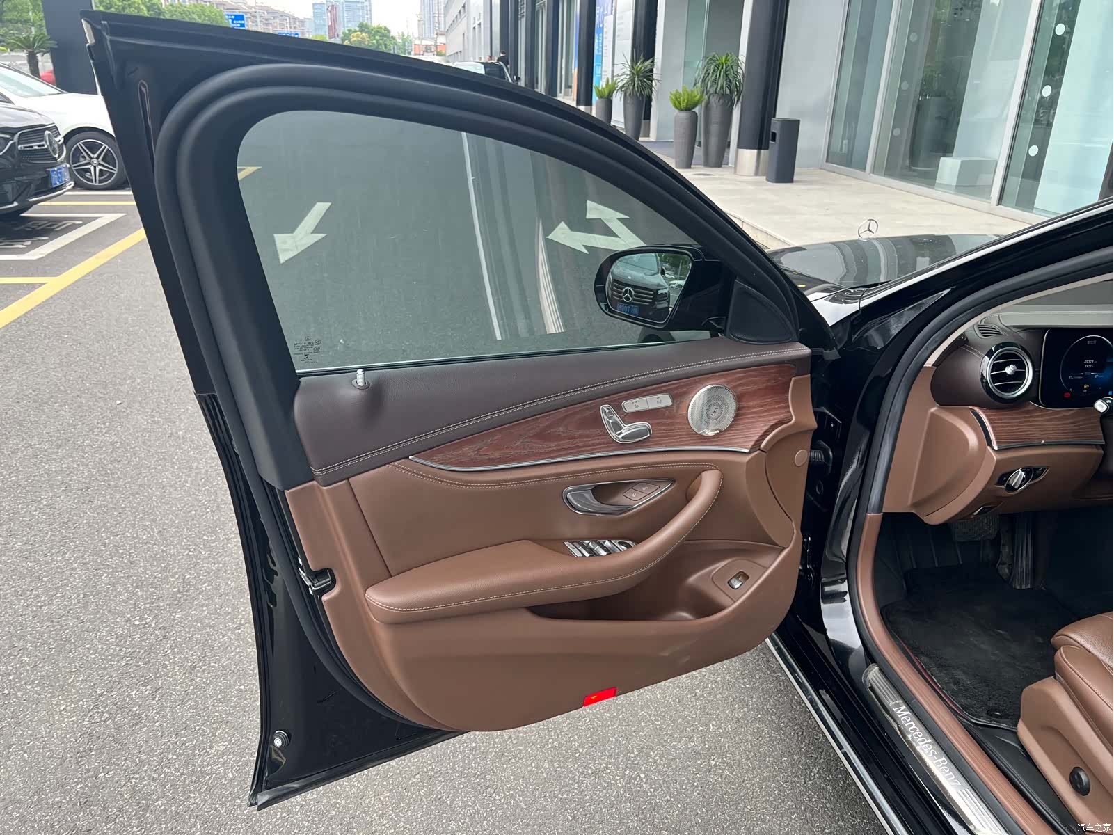Mercedes-Benz E-Class, 2022 7