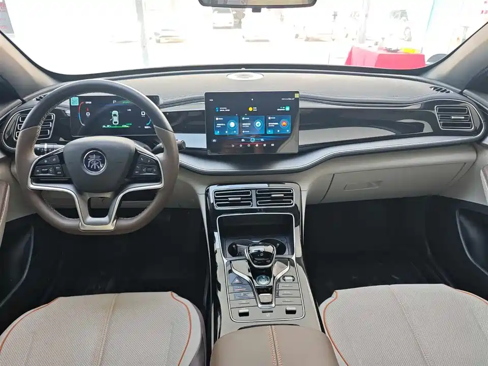 BYD Qin Yuan BYD Qin Yuan